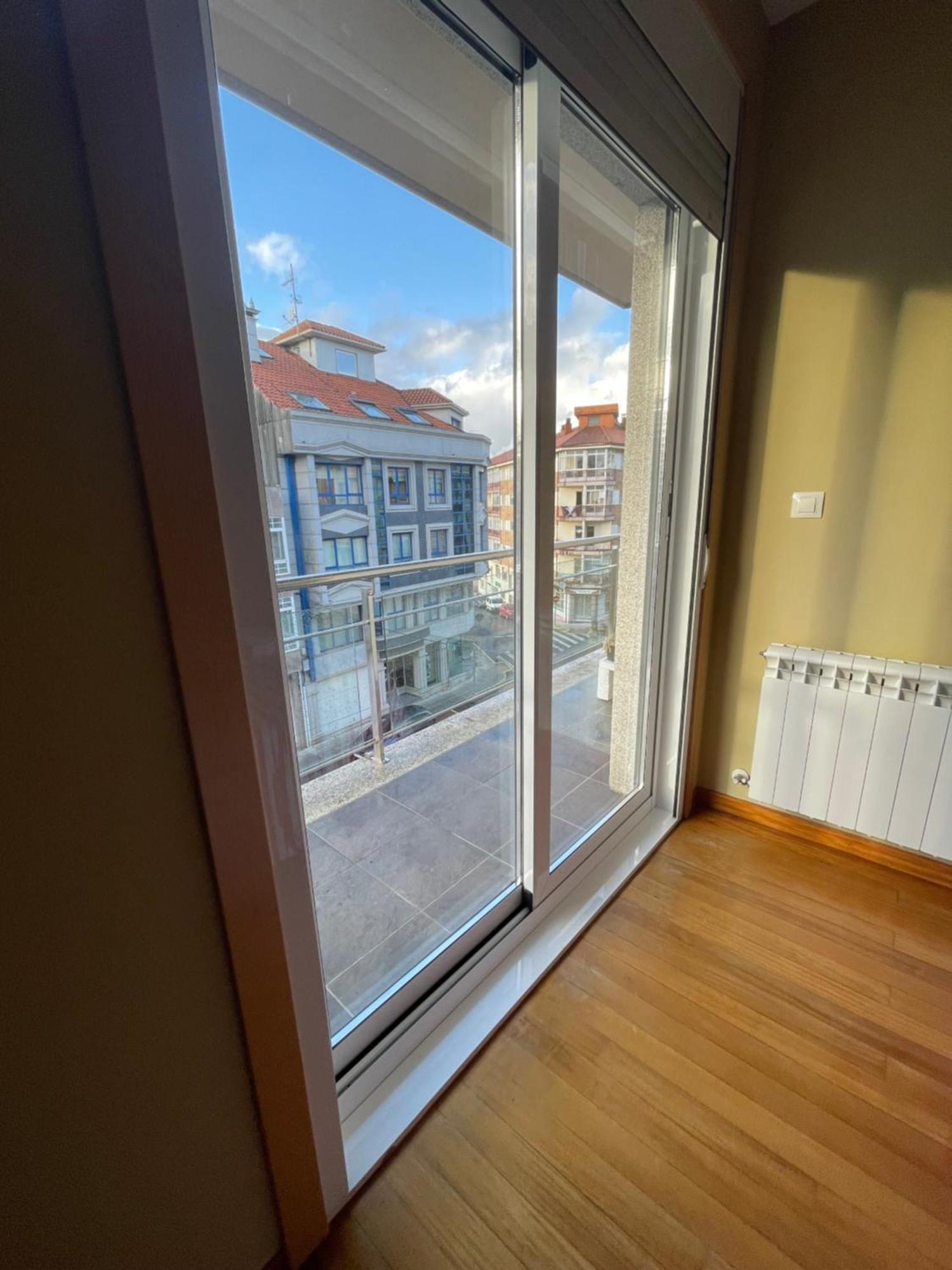 Apartamento Luminoso Y Acogedor Lalín Екстериор снимка