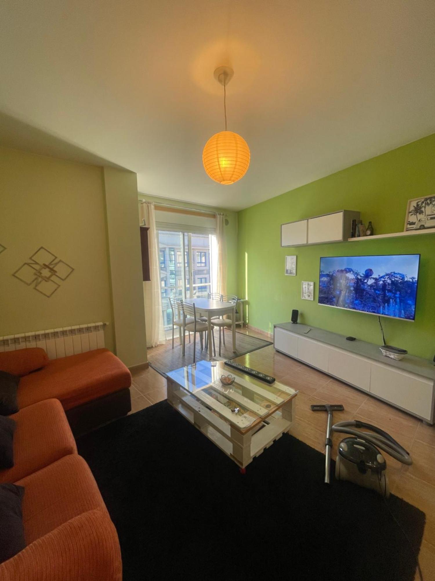 Apartamento Luminoso Y Acogedor Lalín Екстериор снимка